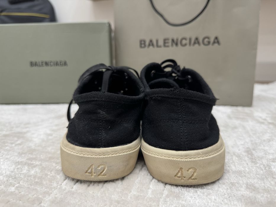 Balenciaga Paris low