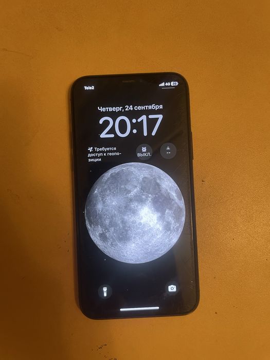 Продам айфон 11 про