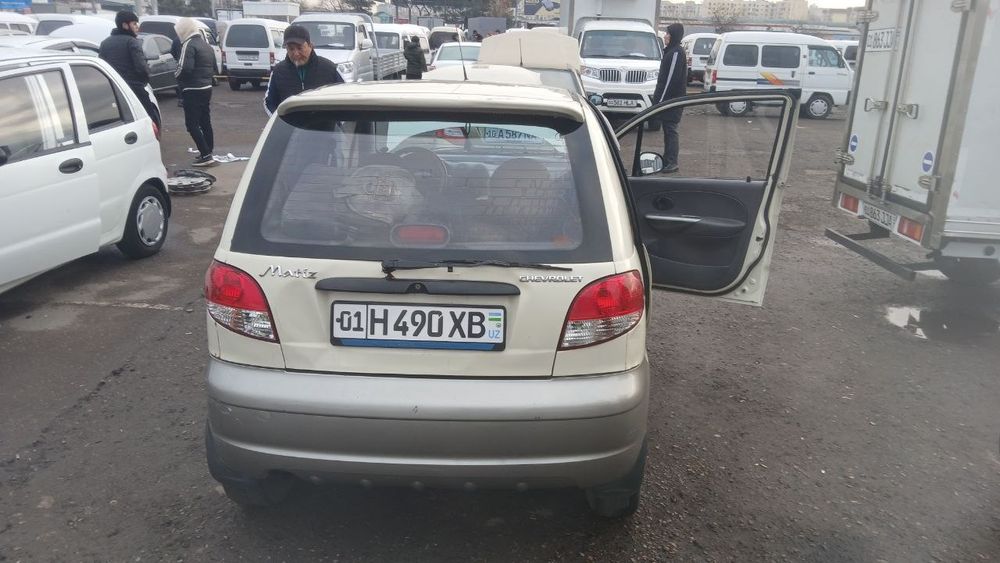 Matiz sotiladi moshina