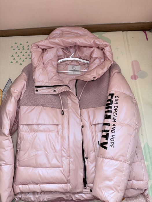 Куртка демисезон , очень теплая