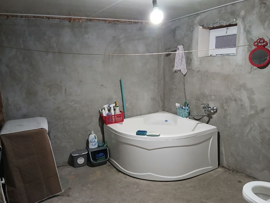 Продаётся Дом 2 соток 4 комнат ориентир Тахтапул.