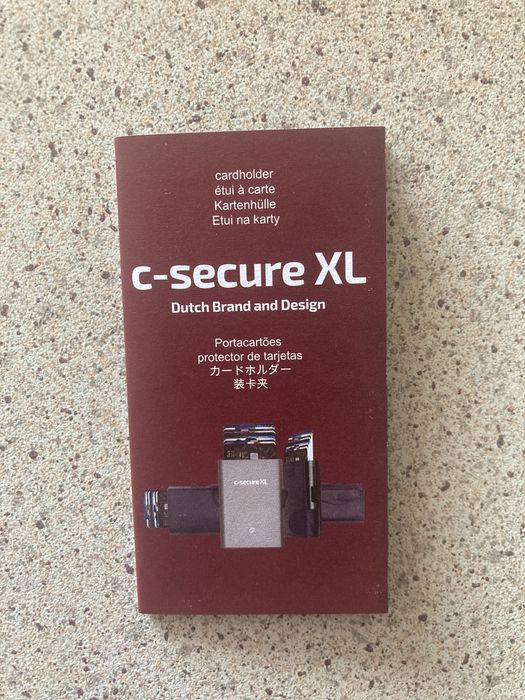 Кардхолдър c-secure XL