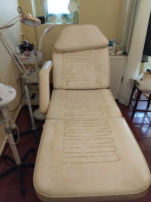 Козметична кушетка