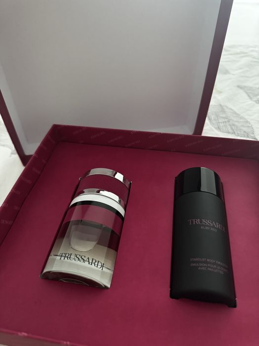 Trussardi ruby red