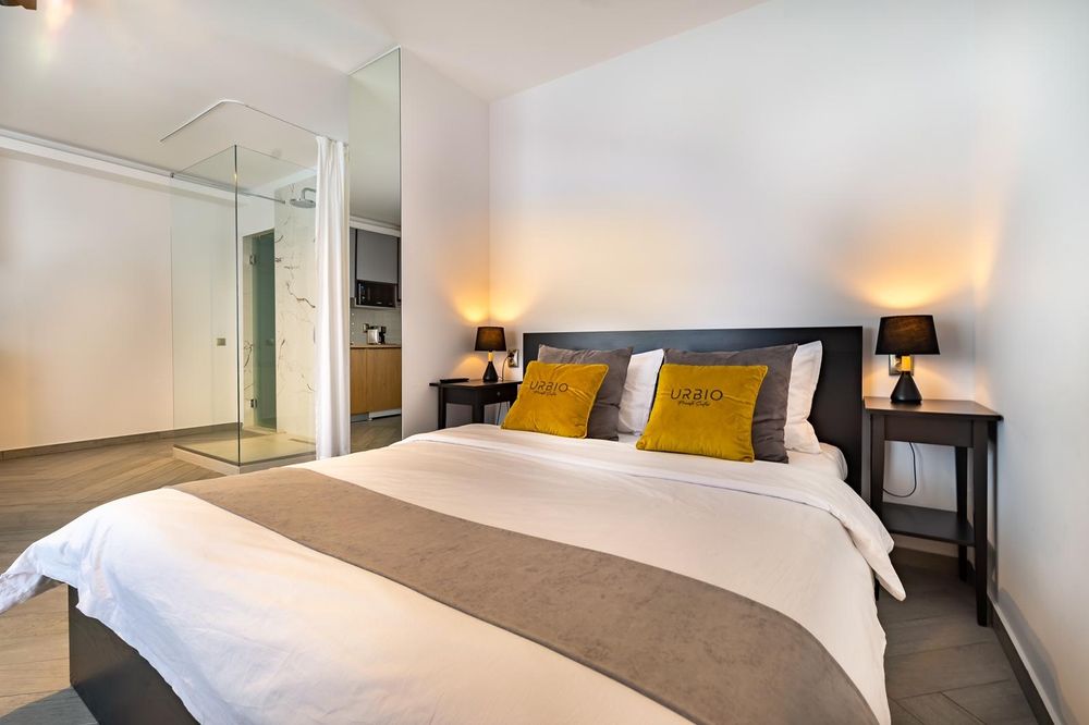 Cazare Regim Hotelier 1, 2 camere Iulius Mall tichete