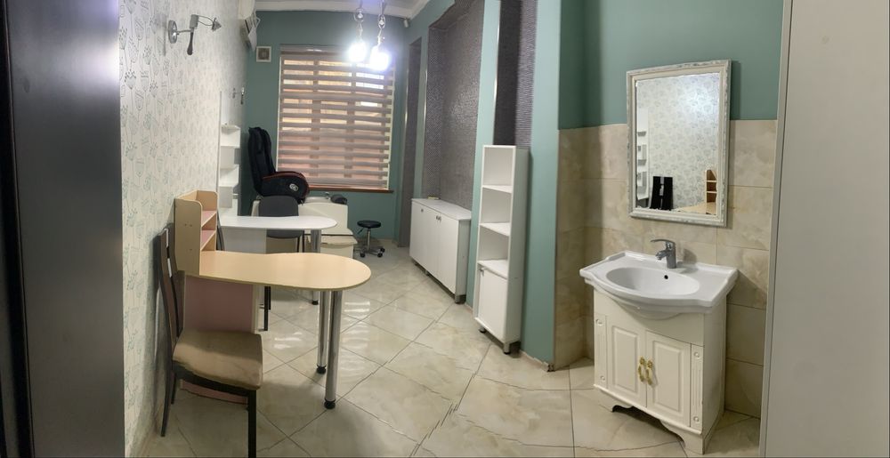 Кабинеты в салоне