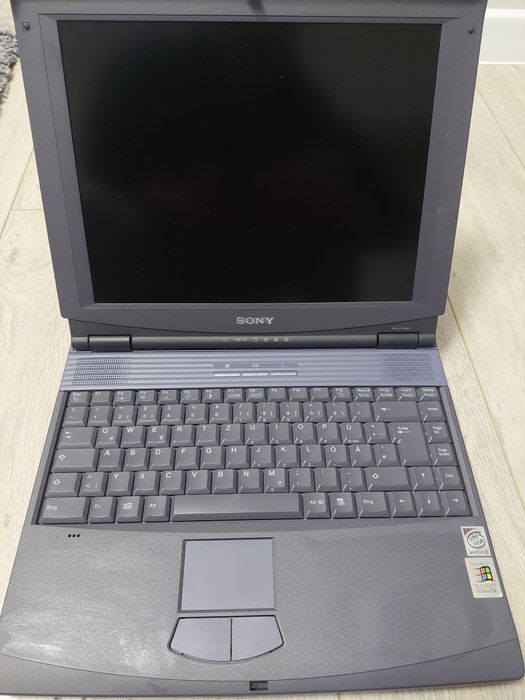 Vintage Laptop Sony Vaio