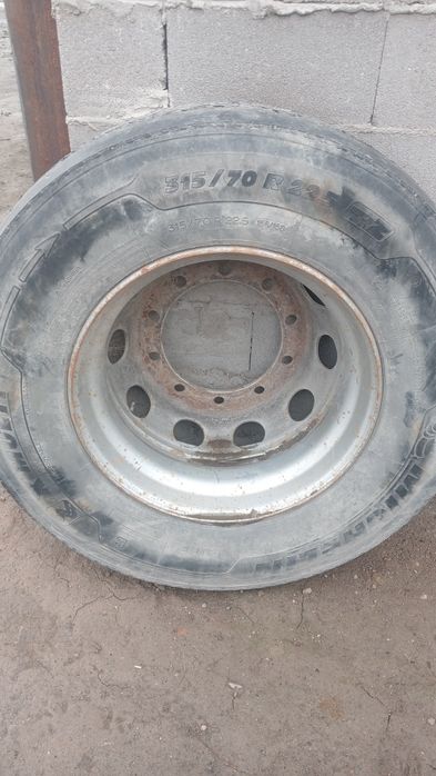 Запасной баллон для фуры