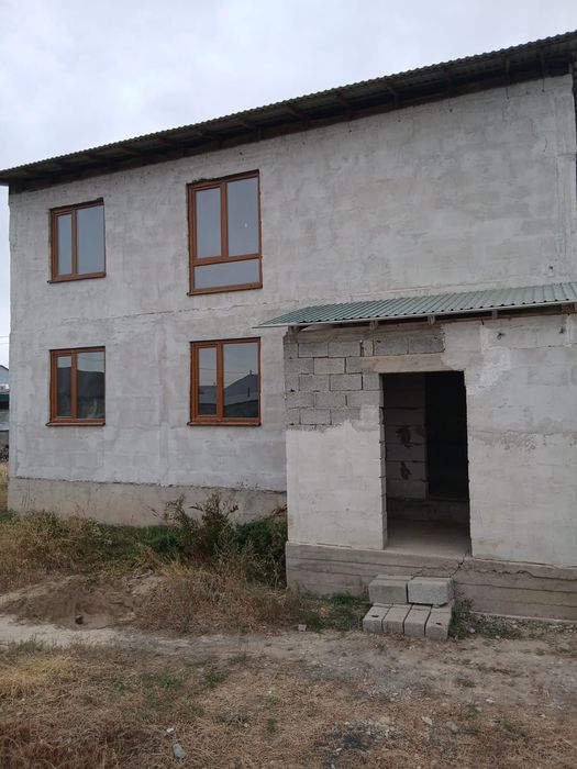 продам 2 этажный дом