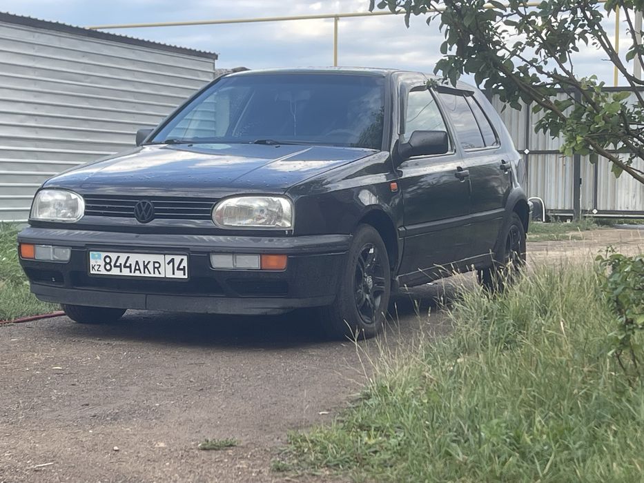 Продам хорошой Автомобиль Golf 3 , гольф 3