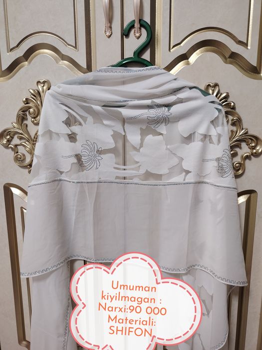 Ayollar Ro'mollari sotiladi