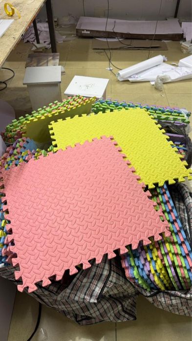 Продается Пазлы коврики…