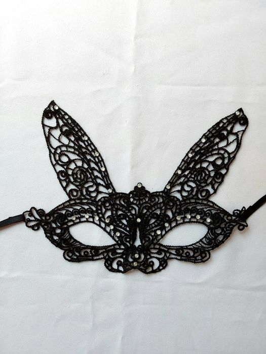 Карнавальная маска