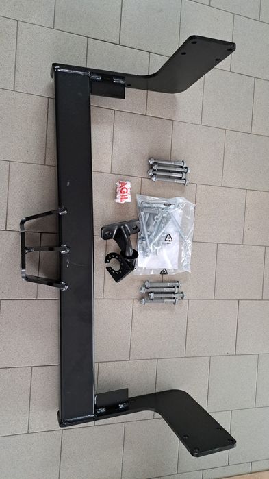 Carlig Remorcare Sprinter 2006  2026 Pentru Bară Spate Cu Treaptă  NOI