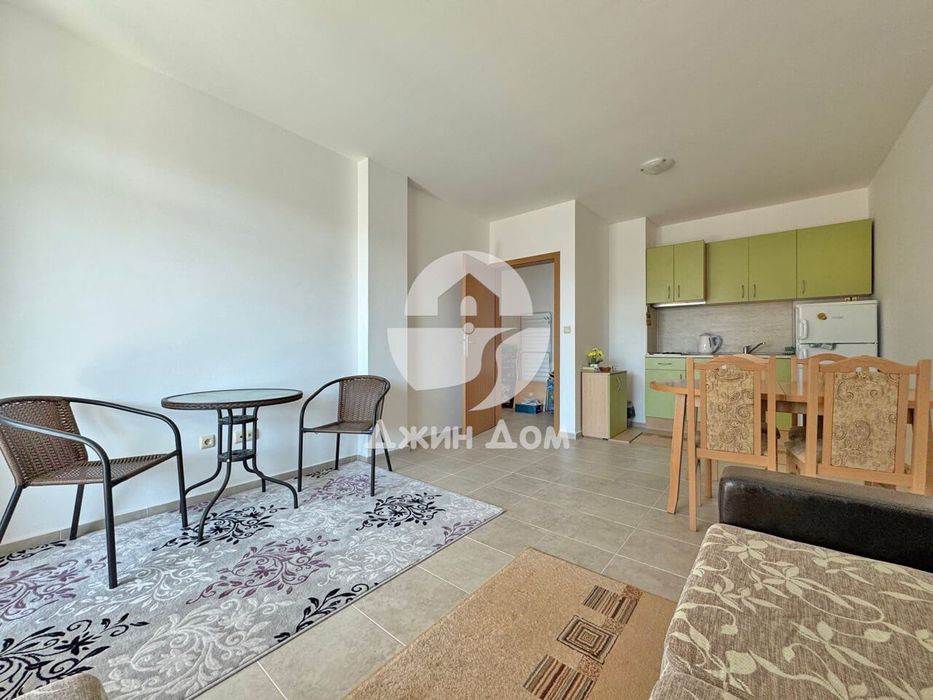 Продава се Двустаен апартамент в к.к. Слънчев бряг - 66 кв.м за 1114 €/кв.м - Снимка #1