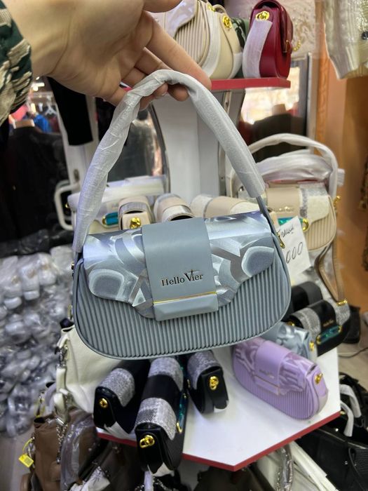 Женские сумка очен аккуратна стилно