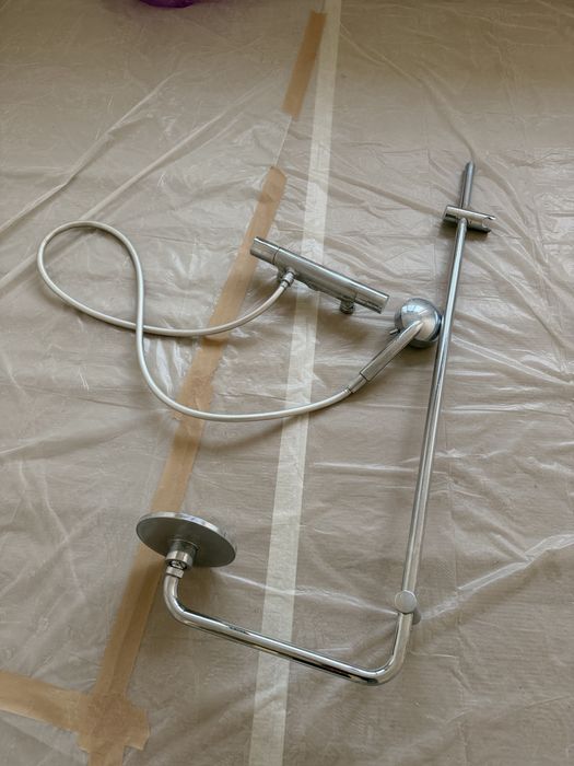 Baterie dus cu termostat Hansgrohe