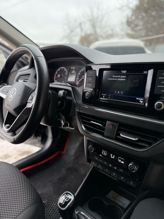 Volkswagen POLO 2021