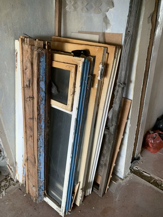 Отдам даром деревянные окна, двери