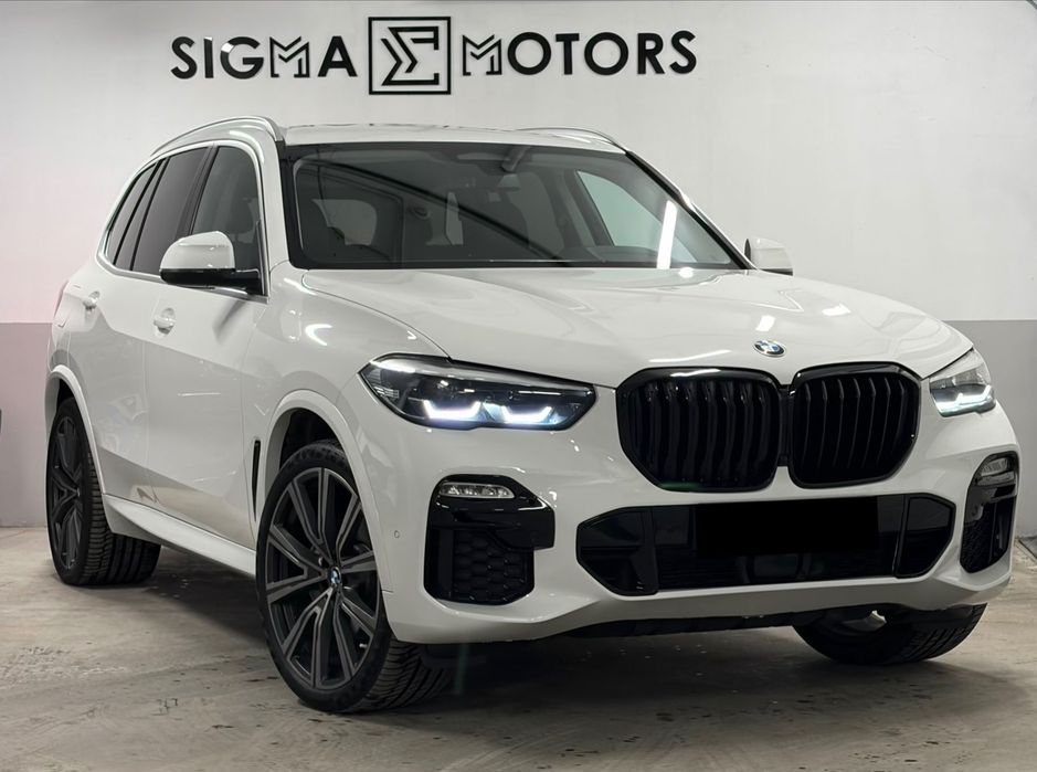 BMW X5 xDrive40i GARANTIE 2 ANI / M Pachet / LED / Perne / Distronic / KeyLes