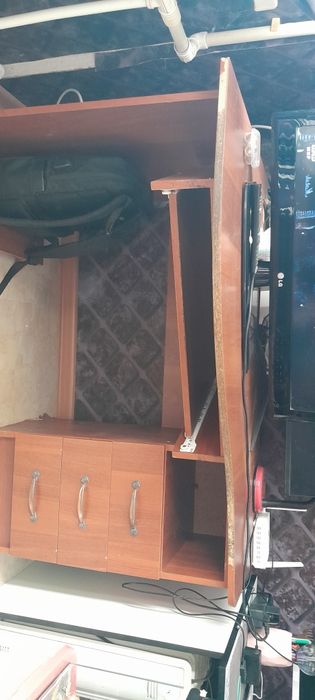 Отдам бесплатно стол