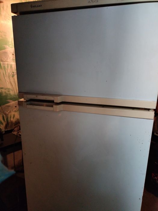 Продам холодильник Атлант