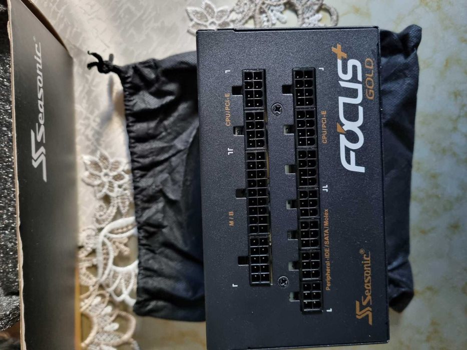 Sursa Seasonic Focus, 80+ Gold, 650W