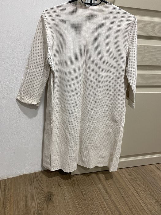 Дамско сако - за довършване на тоалет