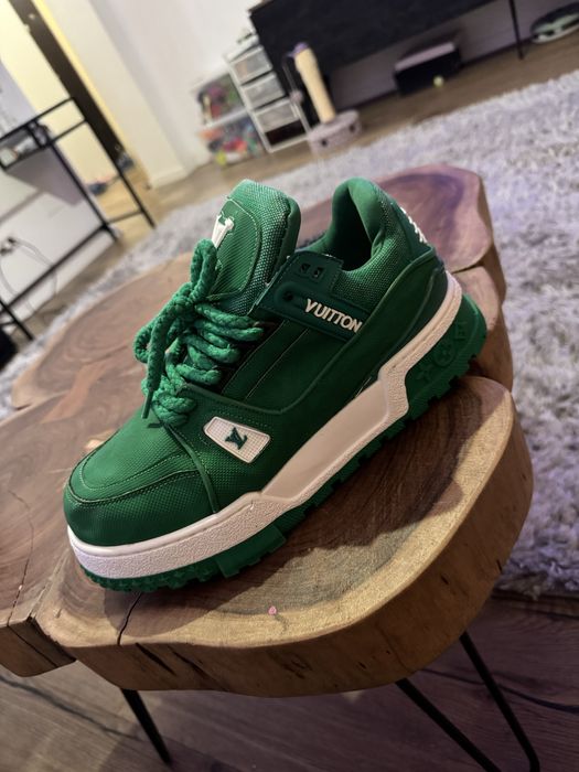 Lv uri vand sau  schimb  numarul 43 cei albinaunt berska