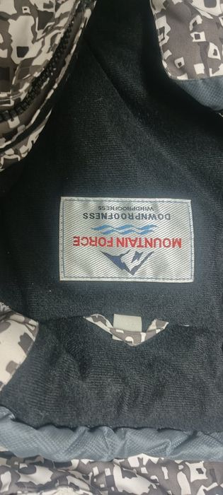 Костюм горнолыжный