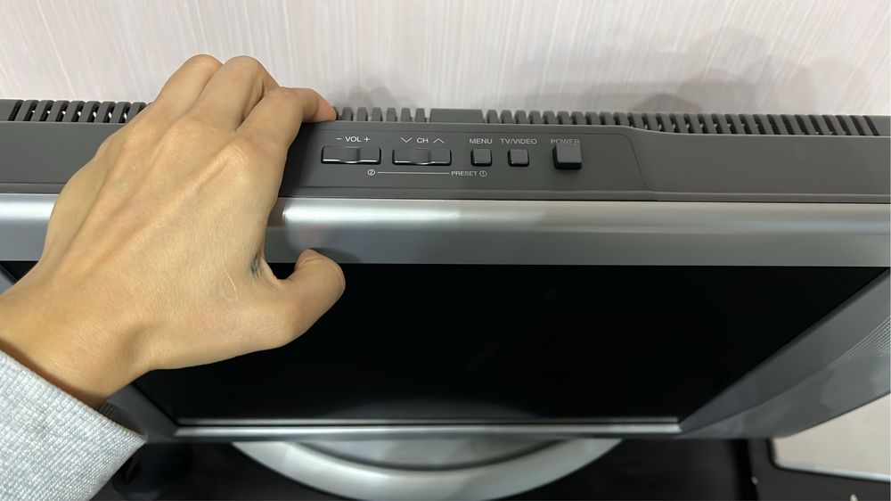 Миниатюрный Телевизор Sharp