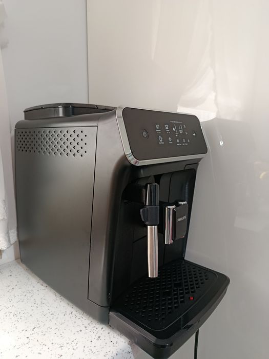 Espressor automat Philips EP2220/10, în garanție
