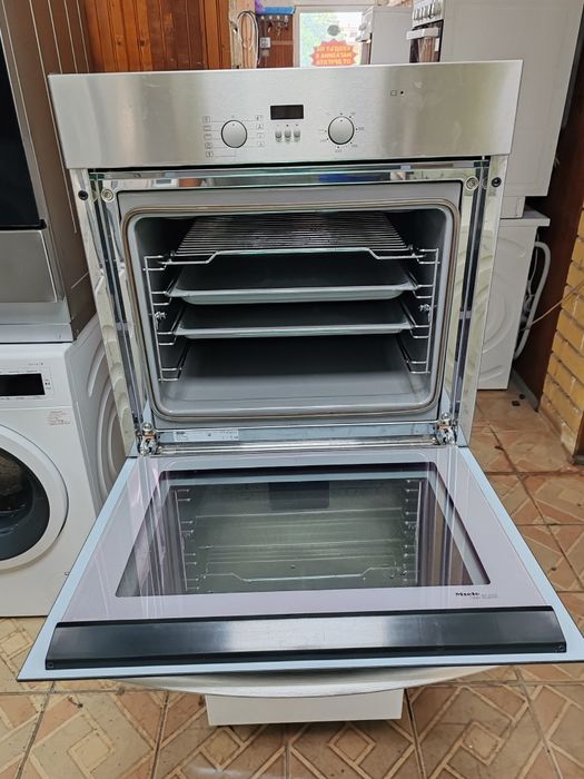 Иноксова фурна за вграждане Миеле Miele Made in Germany с 2 години гаранция!