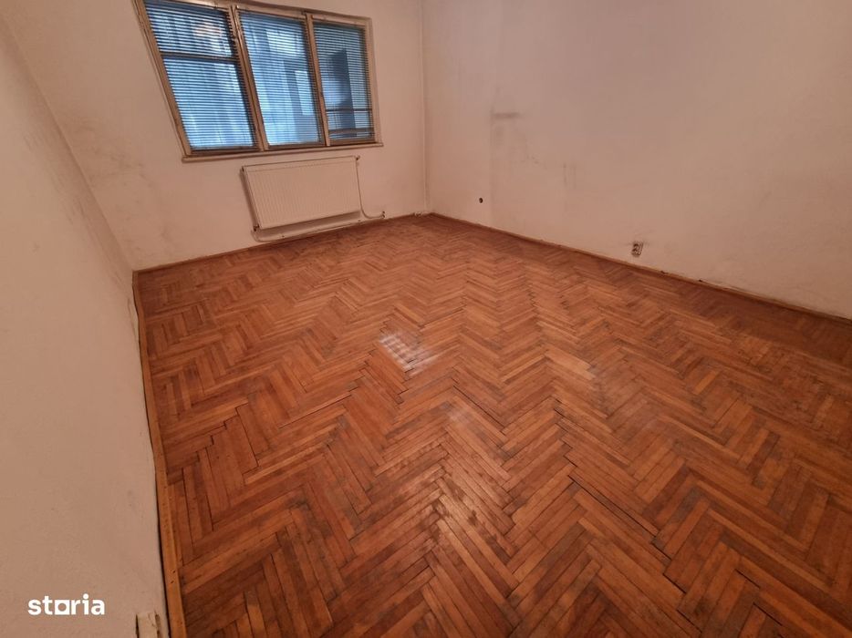 Ștefan cel Mare-Curtea de Apel-3 camere/parter/rezidential sau birou