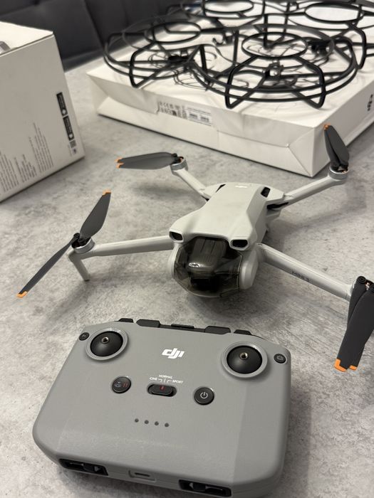 Продам дрон dji Mini 3