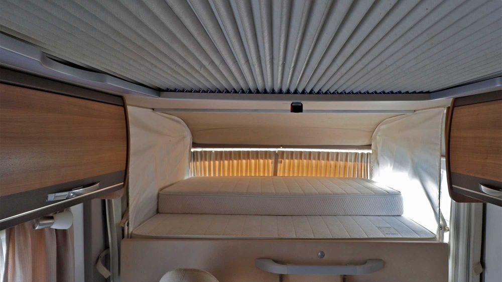 Инегриран Кемпер Hymer ERIBA Exsis-I Premium 50