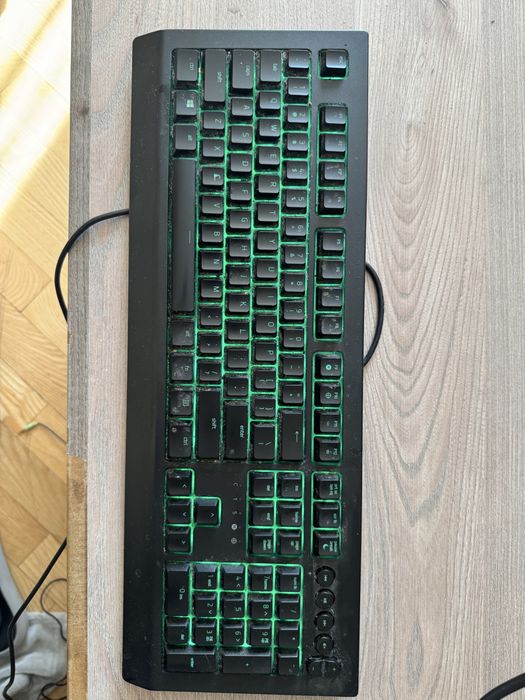 Gaming PC i5-9400 / GTX 1080 8GB / 16GB RAM / 512GB SSD + Razer клавиатура и мишка