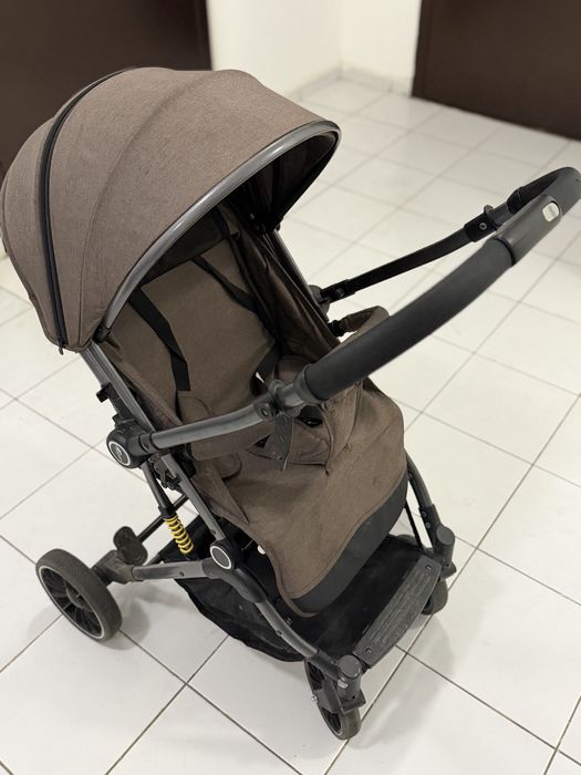 Детская коляска в отличном состояний