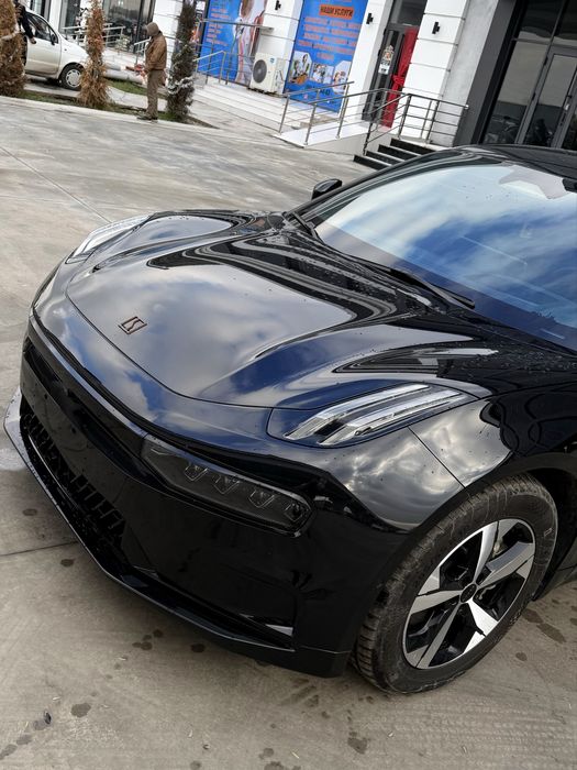 Zeekr 001 WE (4WD, 86 kWh)