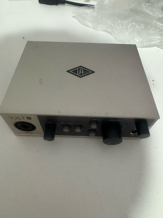 Звуковая карта volt 1