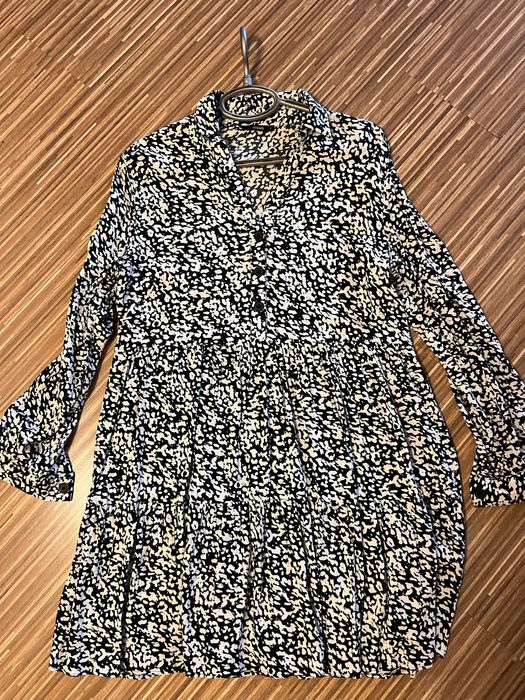 Rochie dama impecabila purtata de doua ori