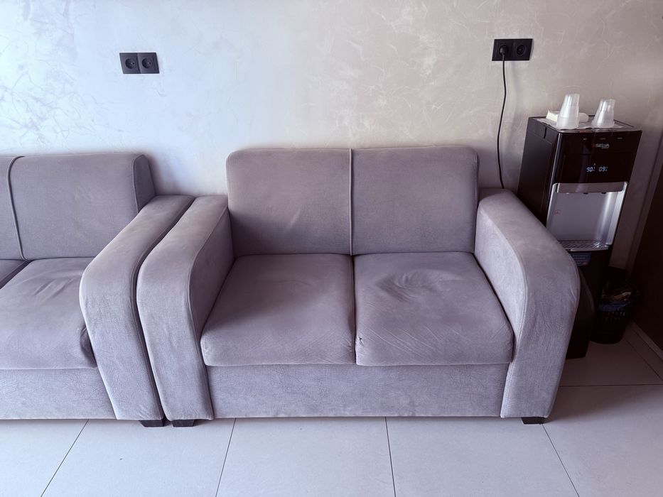 Диван двухместный