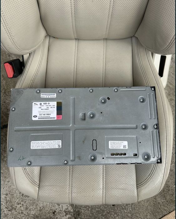 Amplificator audio Land Rover Jaguar CK5219C164DH pentru Range Rover L405 (2013-2021)