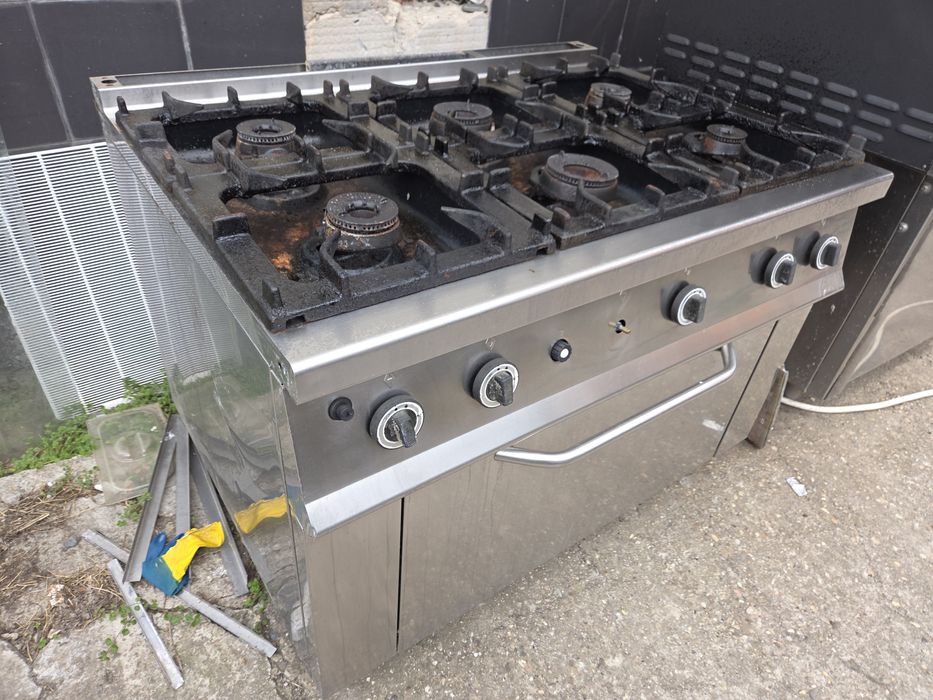 Aragaz de putere, din inox, 4-6 ochiuri