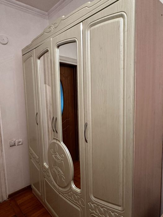 Шкаф с тумбачкими 50т самовывоз торг