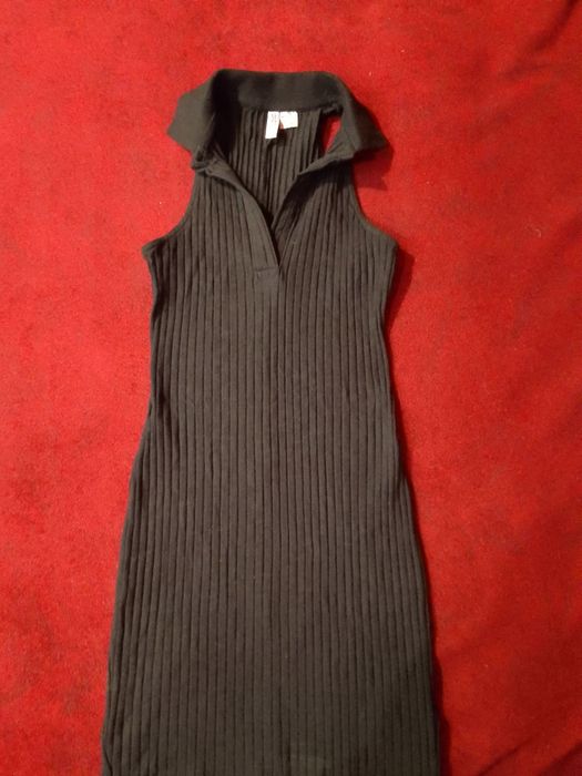 Рокля по тялото с яка, H&M