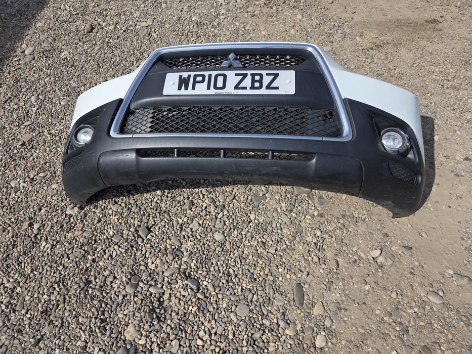Bara fata Mitsubishi asx 2010