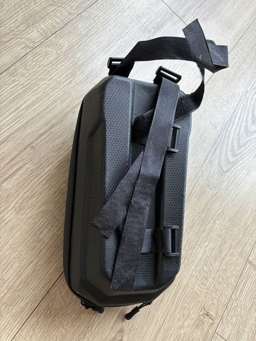 Led cu baterie in Borseta/geanta trotineta hard case