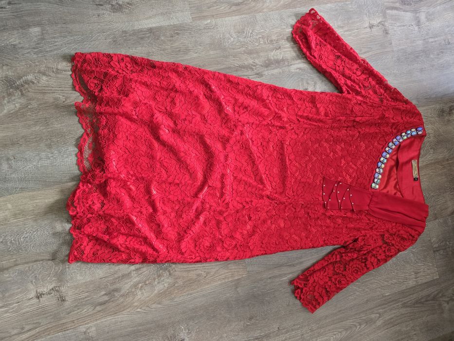 Продам платья новый есть 1000