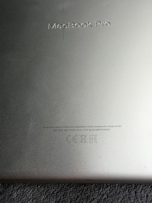 Macbook pro 16” M2 MAX 2023 32GB RAM 1Tb SSD